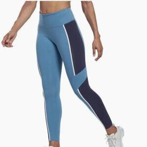 Reebok Speedwick High Waist Colorblock Leggings and Sports Bra